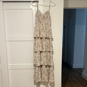Entro Tiered Maxi Dress Floral SIZE S
